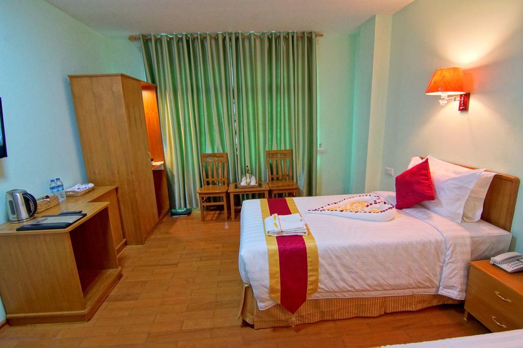 Hotel A1 Мандалай Экстерьер фото