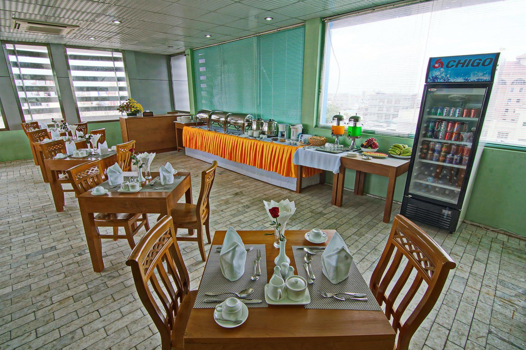 Hotel A1 Мандалай Экстерьер фото