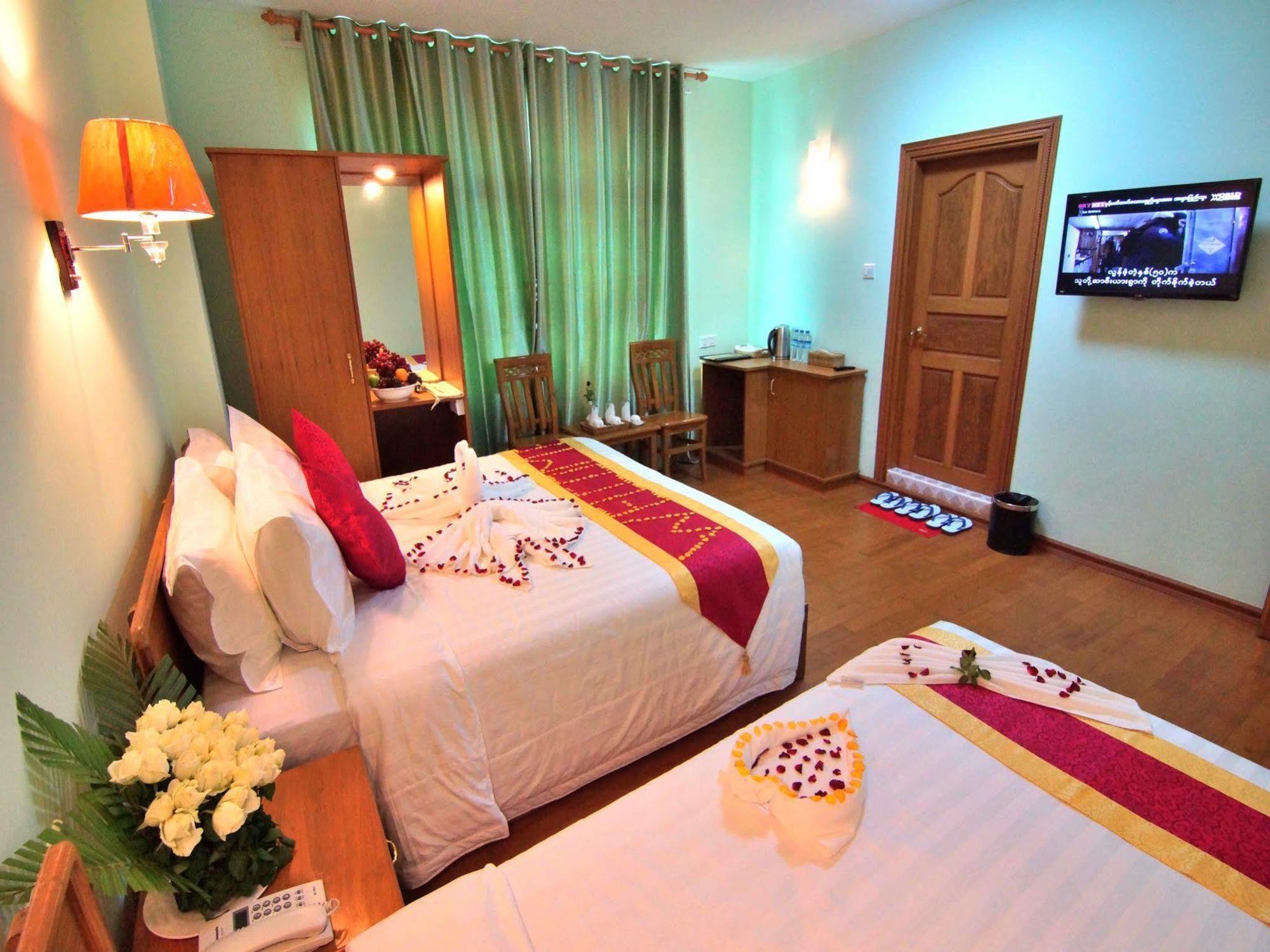 Hotel A1 Мандалай Экстерьер фото
