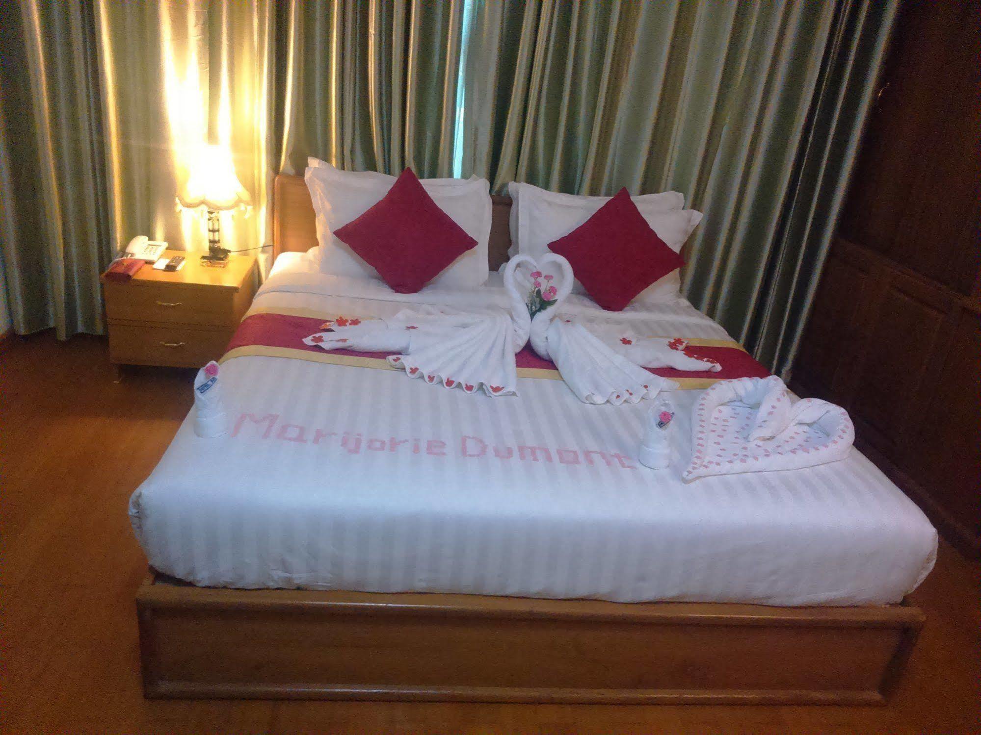 Hotel A1 Мандалай Экстерьер фото